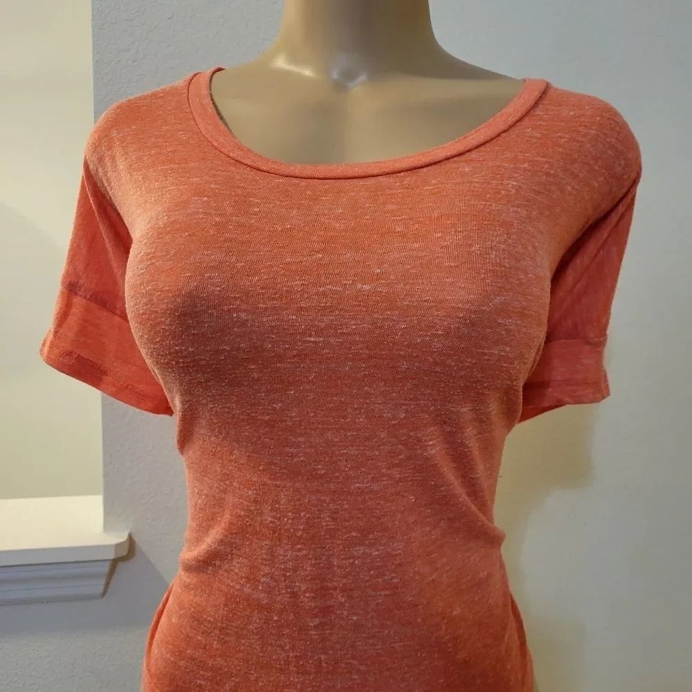 OLD NAVY SHORT SLEEVE WOMEN'S T-SHIRT - Picture 4 of 16